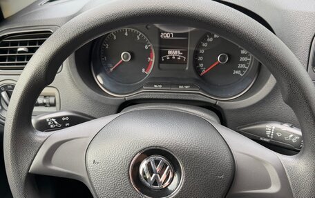 Volkswagen Polo VI (EU Market), 2019 год, 1 350 000 рублей, 16 фотография