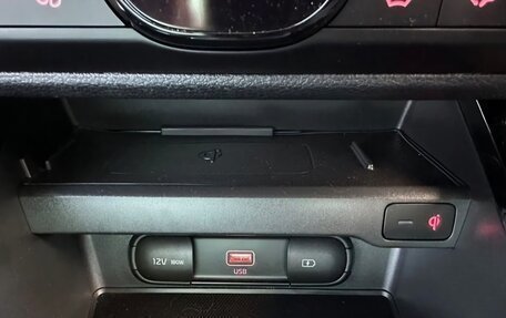 KIA Soul III, 2019 год, 1 790 000 рублей, 13 фотография
