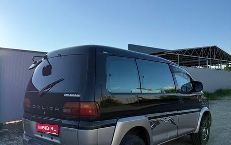 Mitsubishi Delica III, 1987 год, 650 000 рублей, 2 фотография