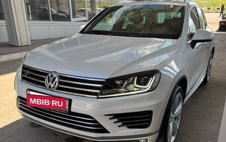 Volkswagen Touareg III, 2015 год, 4 590 000 рублей, 6 фотография