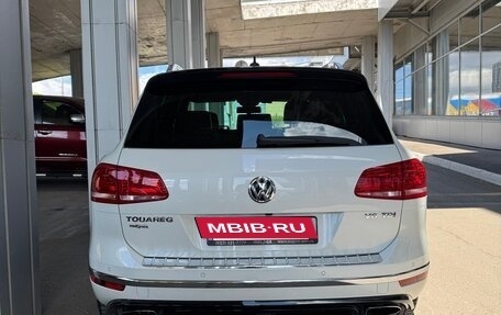 Volkswagen Touareg III, 2015 год, 4 590 000 рублей, 5 фотография