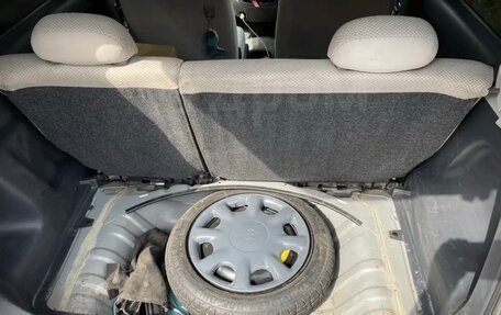 Toyota Passo III, 2004 год, 460 000 рублей, 6 фотография