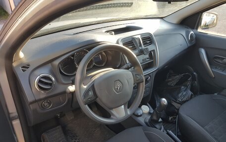 Renault Sandero II рестайлинг, 2015 год, 950 000 рублей, 2 фотография