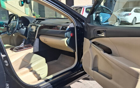 Toyota Camry, 2016 год, 2 390 000 рублей, 11 фотография