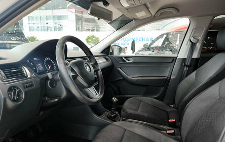 Skoda Rapid I, 2014 год, 799 000 рублей, 20 фотография