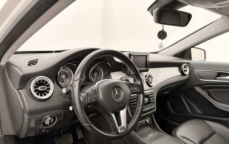 Mercedes-Benz GLA, 2015 год, 1 850 000 рублей, 7 фотография