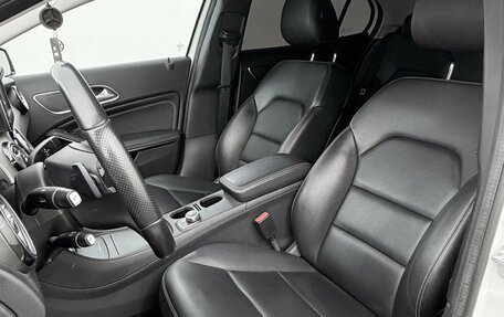 Mercedes-Benz GLA, 2015 год, 1 850 000 рублей, 8 фотография
