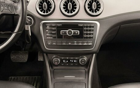 Mercedes-Benz GLA, 2015 год, 1 850 000 рублей, 18 фотография