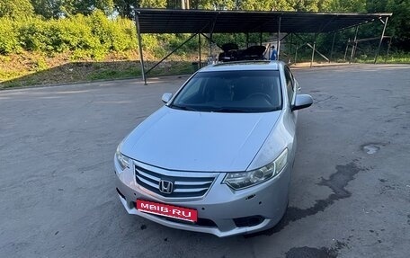 Honda Accord VIII рестайлинг, 2011 год, 950 000 рублей, 1 фотография