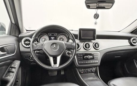 Mercedes-Benz GLA, 2015 год, 1 850 000 рублей, 24 фотография