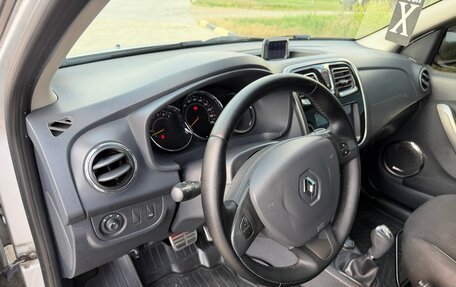Renault Sandero II рестайлинг, 2016 год, 960 000 рублей, 10 фотография