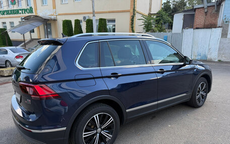 Volkswagen Tiguan II, 2018 год, 2 599 900 рублей, 8 фотография