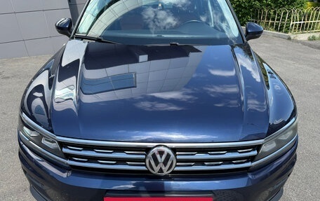 Volkswagen Tiguan II, 2018 год, 2 599 900 рублей, 11 фотография
