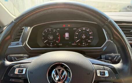Volkswagen Tiguan II, 2018 год, 2 599 900 рублей, 22 фотография