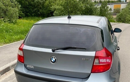 BMW 1 серия, 2004 год, 450 000 рублей, 2 фотография