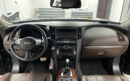 Infiniti QX70, 2014 год, 2 888 888 рублей, 5 фотография