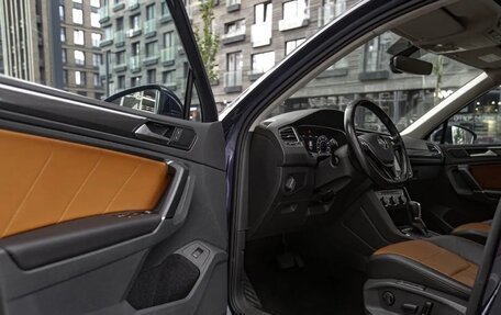 Volkswagen Tiguan II, 2017 год, 2 900 000 рублей, 12 фотография