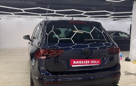 Volkswagen Tiguan II, 2017 год, 2 900 000 рублей, 10 фотография