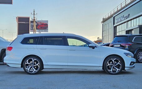Volkswagen Passat B8 рестайлинг, 2020 год, 1 790 000 рублей, 4 фотография