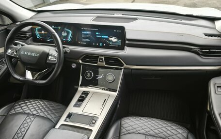 CheryExeed TXL, 2022 год, 2 179 000 рублей, 14 фотография
