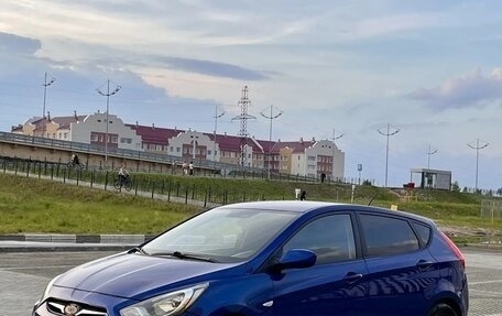 Hyundai Solaris II рестайлинг, 2012 год, 625 000 рублей, 1 фотография