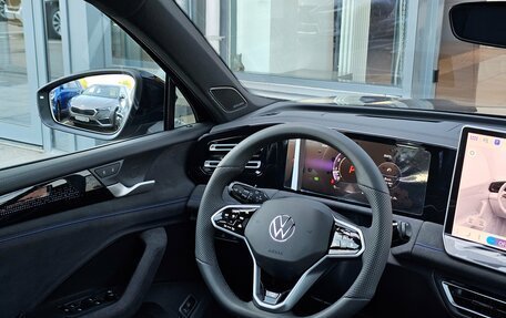 Volkswagen Tiguan, 2026 год, 4 950 000 рублей, 29 фотография