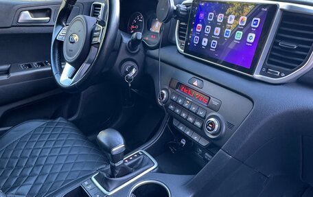KIA Sportage IV рестайлинг, 2020 год, 2 300 000 рублей, 4 фотография