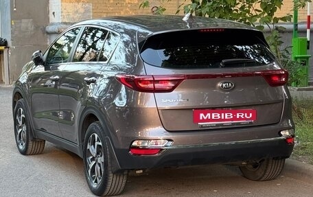 KIA Sportage IV рестайлинг, 2020 год, 2 300 000 рублей, 19 фотография