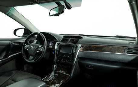 Toyota Camry, 2018 год, 2 049 585 рублей, 10 фотография