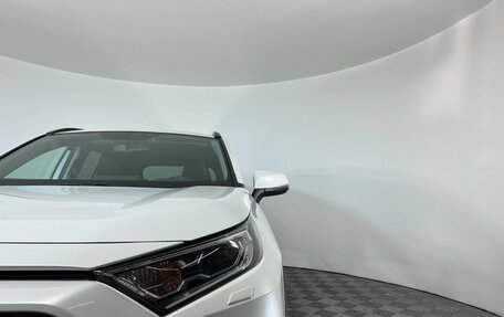Toyota RAV4, 2021 год, 3 449 000 рублей, 9 фотография