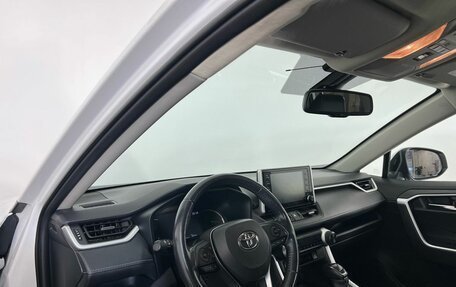 Toyota RAV4, 2021 год, 3 449 000 рублей, 12 фотография