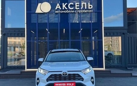 Toyota RAV4, 2021 год, 3 449 000 рублей, 2 фотография