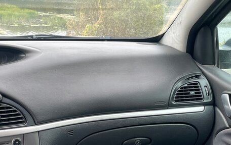 Citroen C5 I рестайлинг, 2004 год, 400 000 рублей, 15 фотография