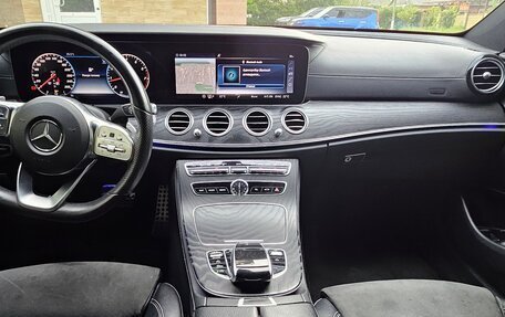 Mercedes-Benz E-Класс, 2019 год, 2 900 000 рублей, 7 фотография