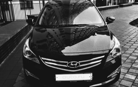 Hyundai Solaris II рестайлинг, 2016 год, 1 600 000 рублей, 10 фотография