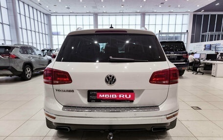 Volkswagen Touareg III, 2016 год, 2 850 000 рублей, 10 фотография