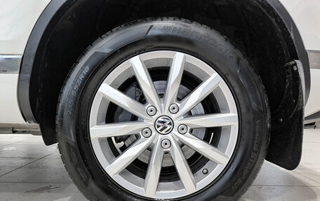 Volkswagen Touareg III, 2016 год, 2 850 000 рублей, 22 фотография