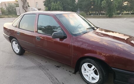 Opel Vectra A, 1989 год, 150 000 рублей, 4 фотография