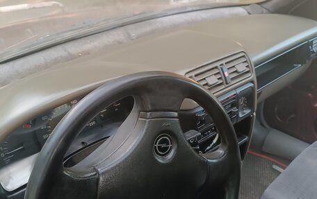 Opel Vectra A, 1989 год, 150 000 рублей, 2 фотография