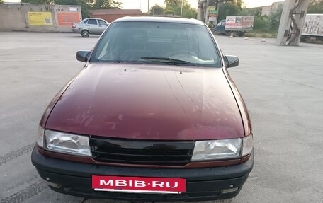 Opel Vectra A, 1989 год, 150 000 рублей, 3 фотография