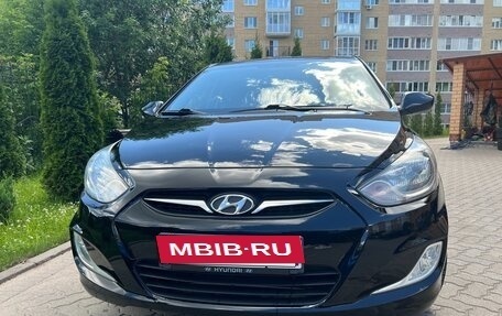 Hyundai Solaris II рестайлинг, 2012 год, 849 000 рублей, 3 фотография