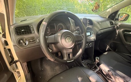Volkswagen Polo VI (EU Market), 2010 год, 700 000 рублей, 9 фотография
