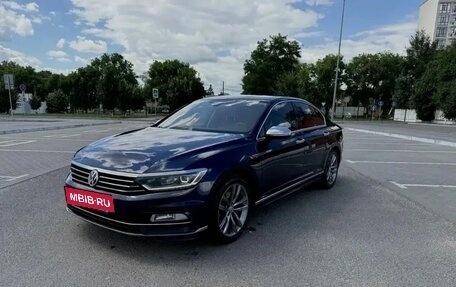 Volkswagen Passat B8 рестайлинг, 2017 год, 2 350 000 рублей, 2 фотография