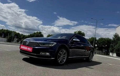 Volkswagen Passat B8 рестайлинг, 2017 год, 2 350 000 рублей, 3 фотография