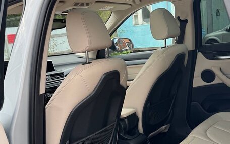 BMW X1, 2019 год, 3 200 000 рублей, 6 фотография