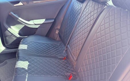 Volkswagen Jetta VI, 2013 год, 1 000 000 рублей, 8 фотография