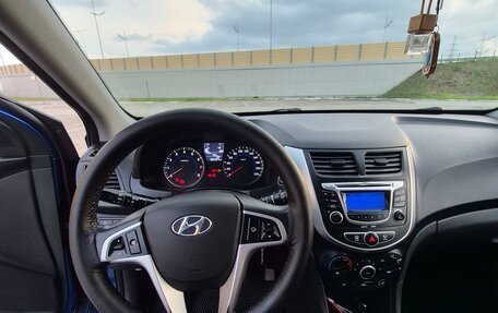 Hyundai Solaris II рестайлинг, 2012 год, 625 000 рублей, 11 фотография
