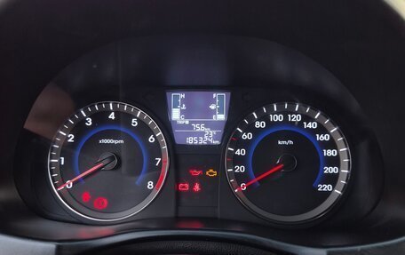 Hyundai Solaris II рестайлинг, 2012 год, 625 000 рублей, 12 фотография