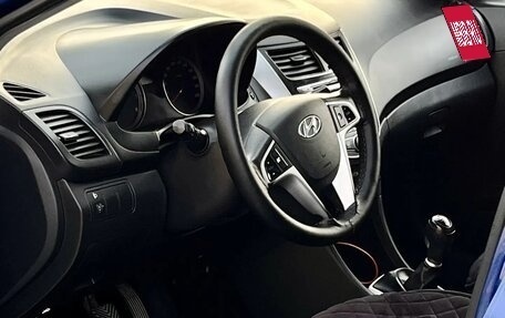 Hyundai Solaris II рестайлинг, 2012 год, 625 000 рублей, 7 фотография