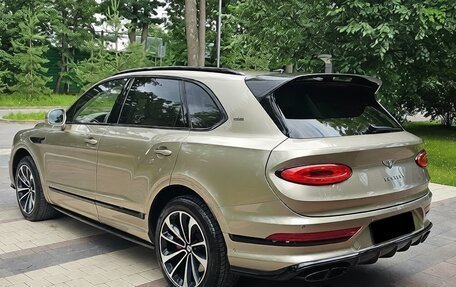 Bentley Bentayga I, 2021 год, 23 000 000 рублей, 3 фотография